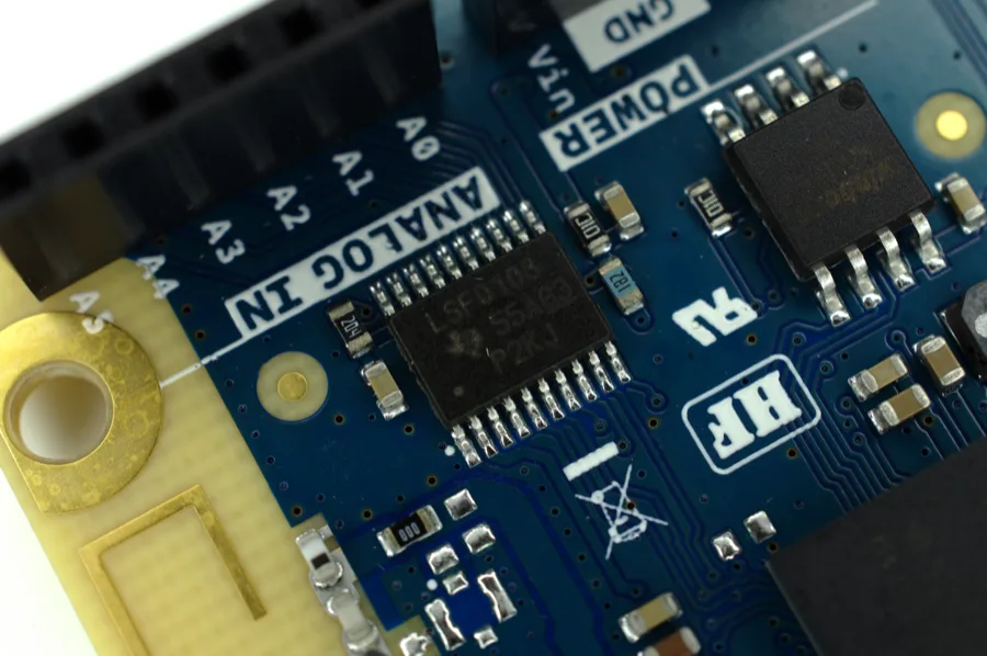 Genuino 101 (Arduino 101), Intel Curie, with Genuino branding
